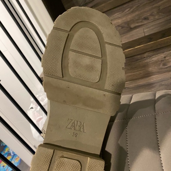 Rain boots! - Picture 5 of 5